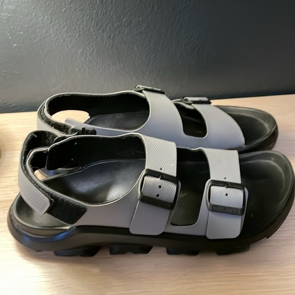 Birkenstock Mogami Terra water sandal. Size 43/10 in grey/black. - Picture 2 of 4